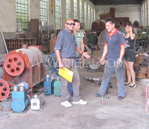 2011年7月25日，外國(guó)友人參觀考察我公司！明經(jīng)理等接待并陪同參觀！(圖8)