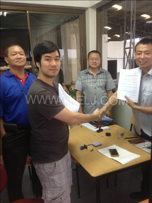 泰國(guó)客戶300噸米糠膨化浸出精煉脫蠟脫脂生產(chǎn)線(圖2) 泰國(guó)客戶300噸米糠膨化浸出精煉脫蠟脫脂生產(chǎn)線(圖2)