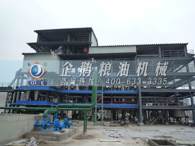 食用油浸出生產(chǎn)線，企鵝糧油機(jī)械浸出器品類齊全滿足市場(chǎng)需求(圖1)