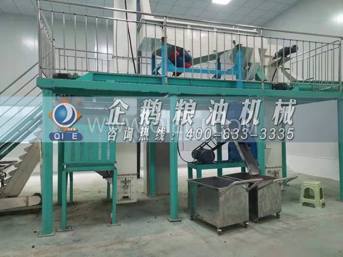 企鵝牌核桃油榨油設(shè)備，生產(chǎn)綠色健康油受大眾喜愛(圖2)